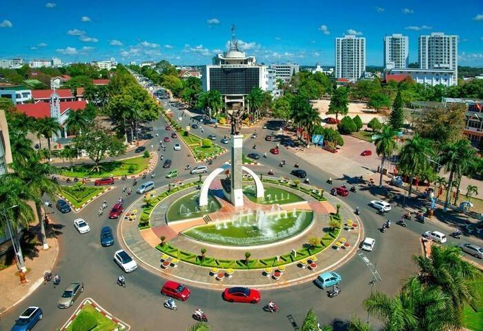 Đắk Lắk đặt mục tiêu trở thành trung tâm kinh tế xanh và trung tâm dịch vụ của vùng Duyên hải Nam Trung Bộ và Tây Nguyên.